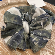 Load image into Gallery viewer, Couture Bowbands